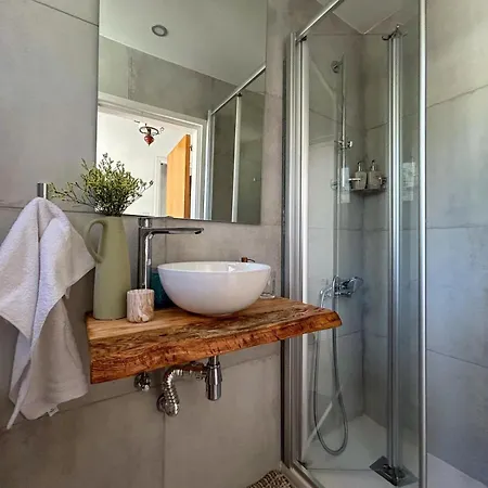 The Oliveorange Grove House!