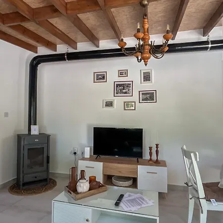 The Oliveorange Grove House! Kalavasos