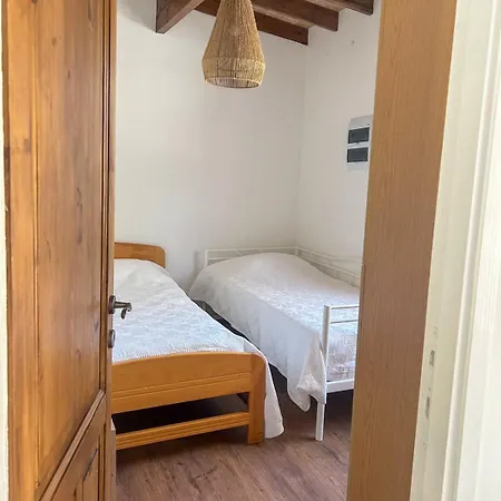 The Oliveorange Grove House! Apartment