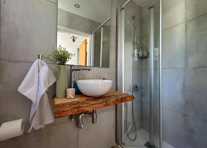 The Oliveorange Grove House!